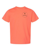 Load image into Gallery viewer, Buzz at the Hive toddler t-shirt
